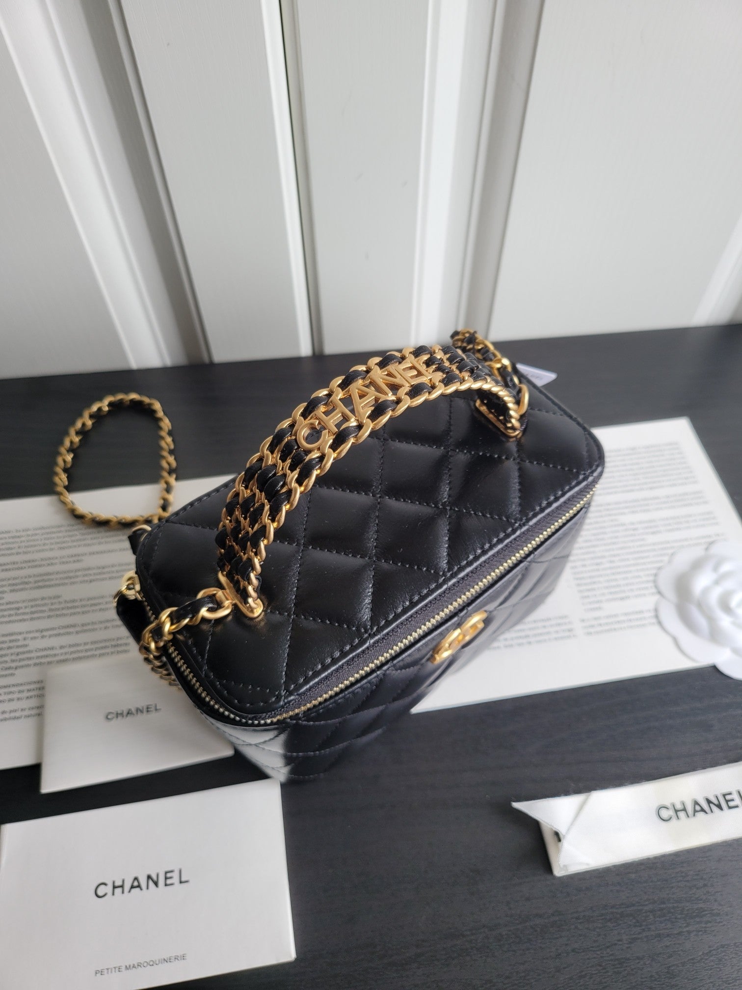 Everyday Minimal Crossbody Bag