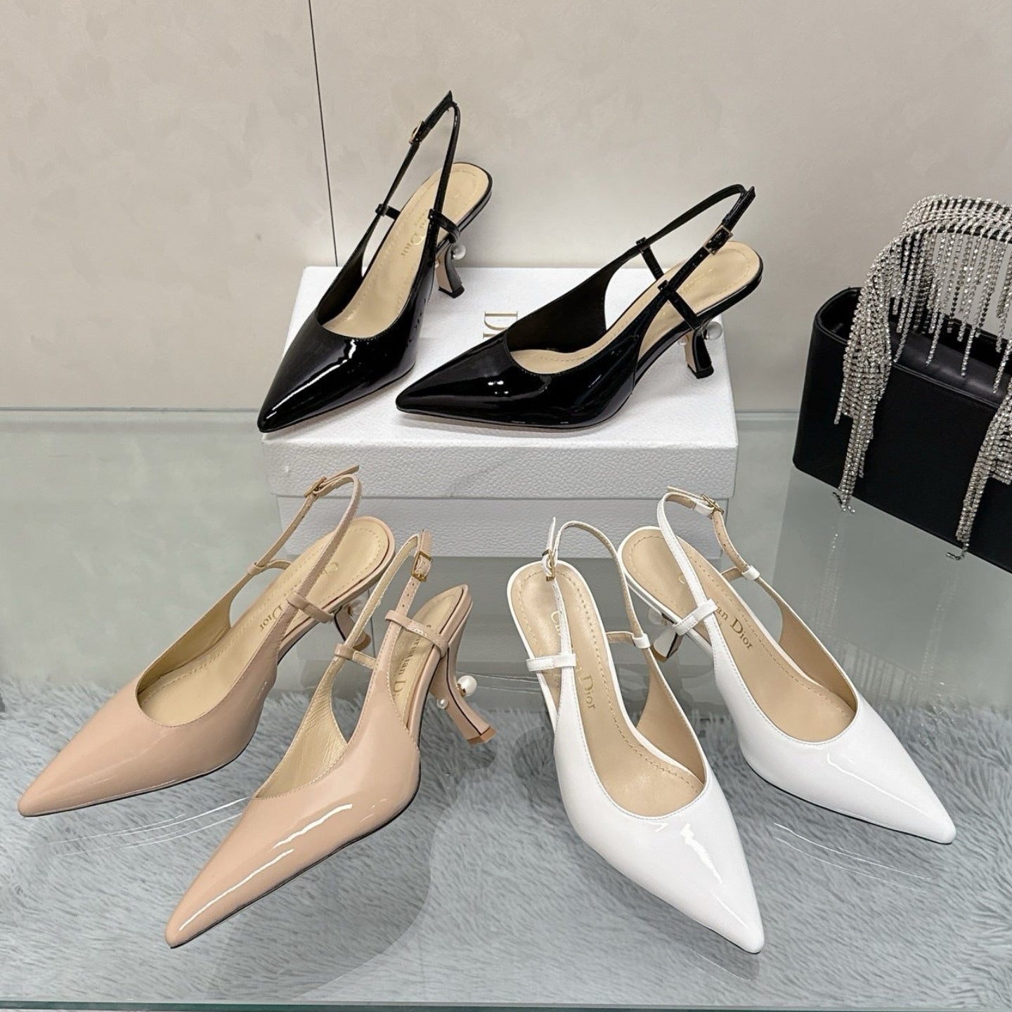 Women's Coral Wave Thong Sandals